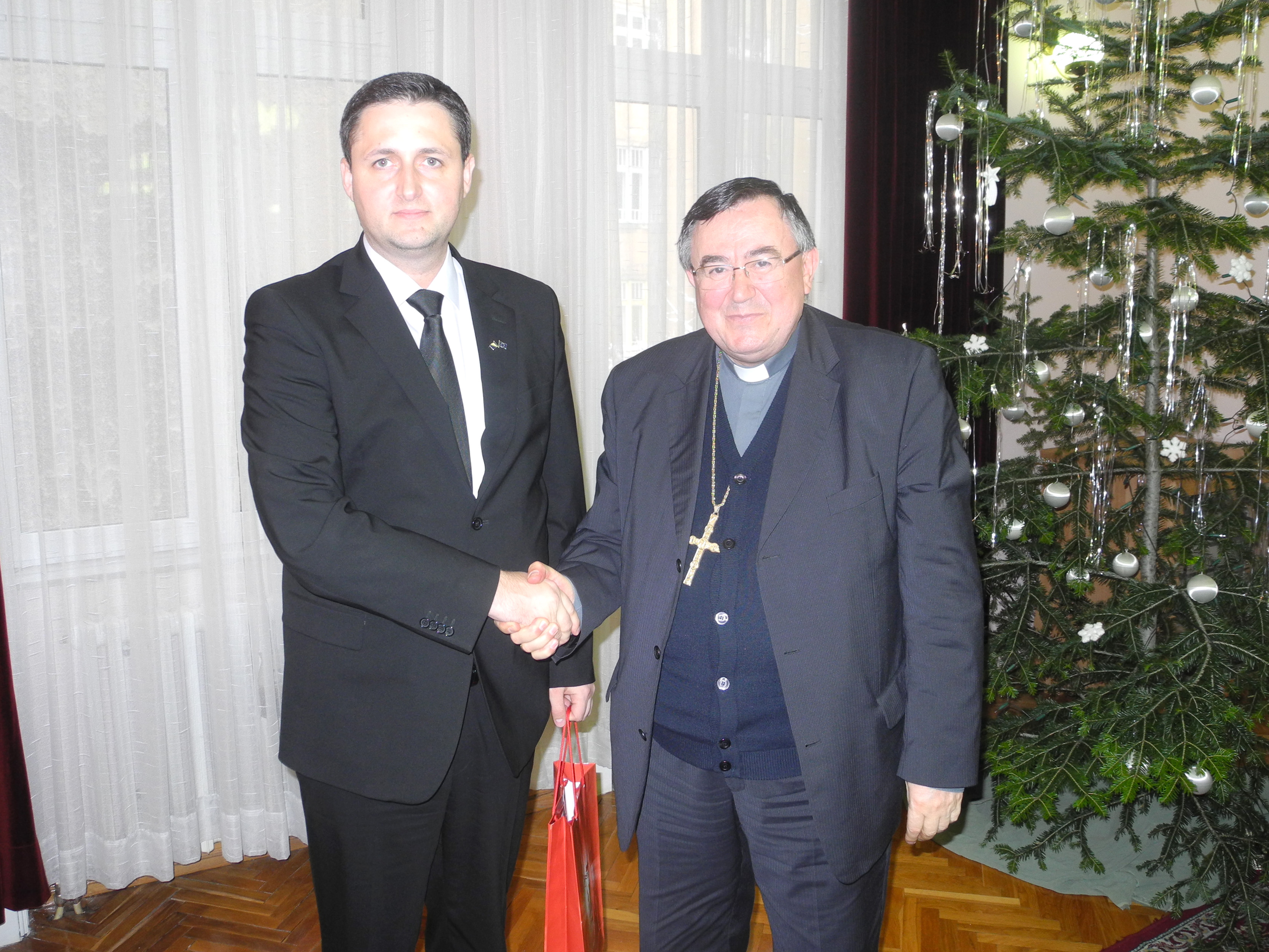 Predsjedatelj Zastupničkog doma dr. Denis Bećirović razgovarao sa nadbiskupom vrhbosasnkim kardinalom Vinkom Puljićem 